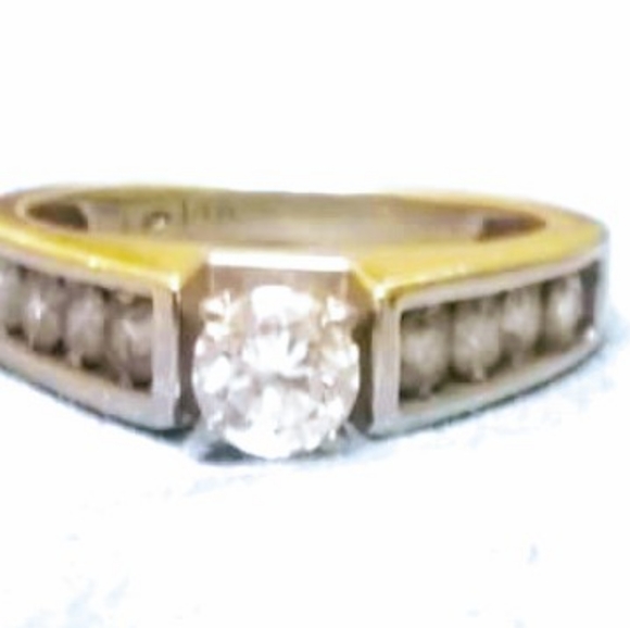 Diamond ring - Picture 2 of 2